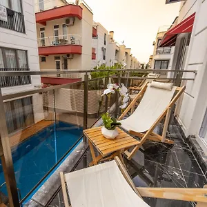 Mrt Lara Hotel apartamentowy